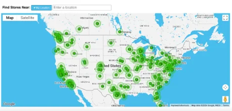Store locator widget full-screen map layout